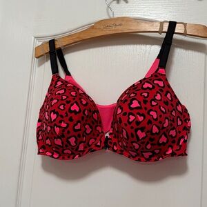 Torrid Front Close tshirt bra size 40D